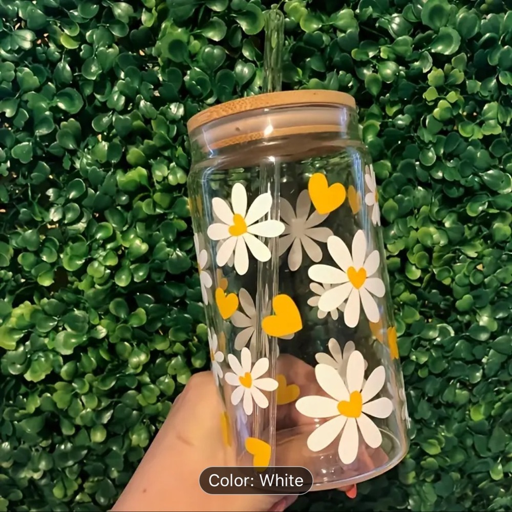 Glass tumbler container drink cup